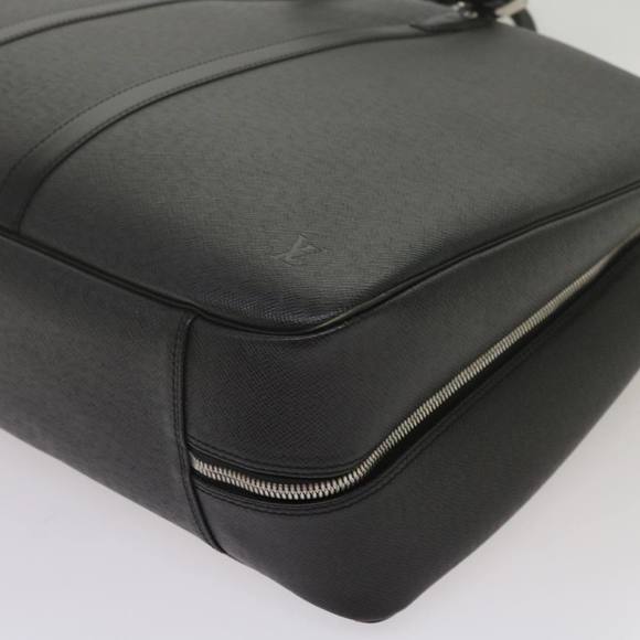 LOUIS VUITTON Taiga Eranga An Posh Boston Bag Epicea M30104 LV Auth bs12697 - Picture 15 of 16